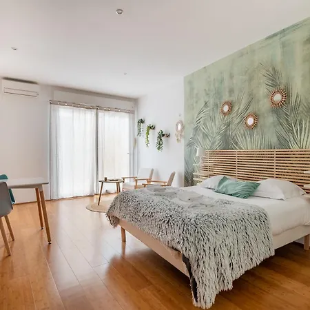 Apartment Le Bambou: Grand Au Calme, Climatise, 5 Min De La Gare Bordeaux