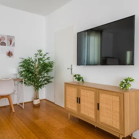Le Bambou: Grand Au Calme, Climatise, 5 Min De La Gare * Bordeaux